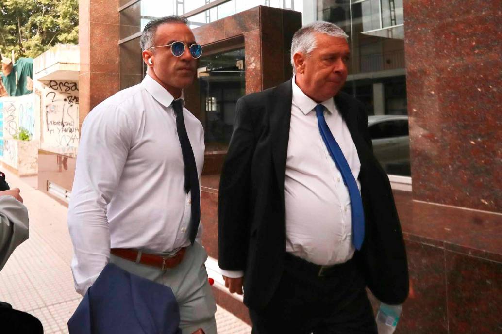 El<b> </b>neurocirujano Leopoldo Luque, médico personal de Diego Maradona solicitó que su juicio sea asumido por jurados populares. FOTO GETTY