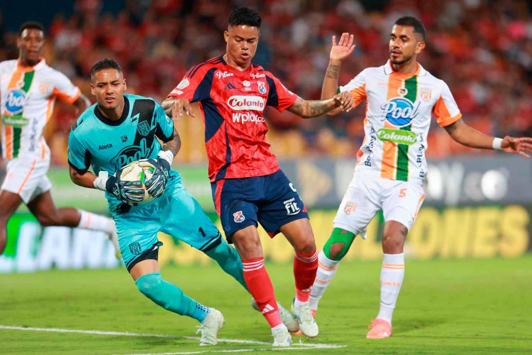 Medellín recibe en el Atanasio Girardot a Envigado por el duelo de vuelta de la Copa Betplay. FOTO MANUEL SALDARRIAGA