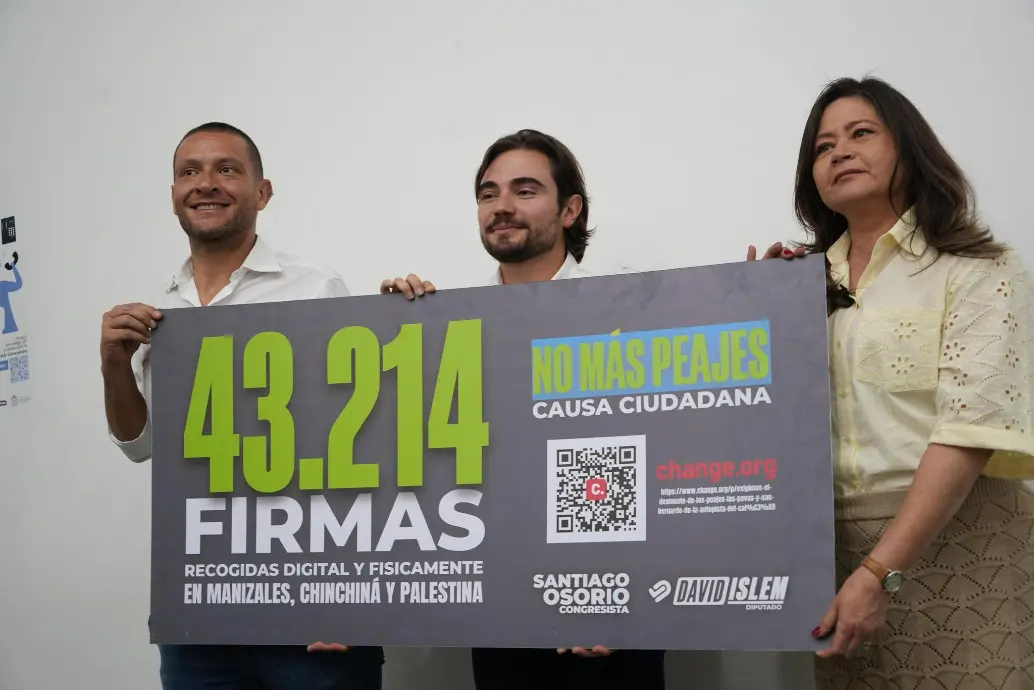 El representante Santiago Osorio y la ministra Rojas participaron en el foro sobre los peajes que afectan la movilidad en Caldas. FOTO: REDES SOCIALES