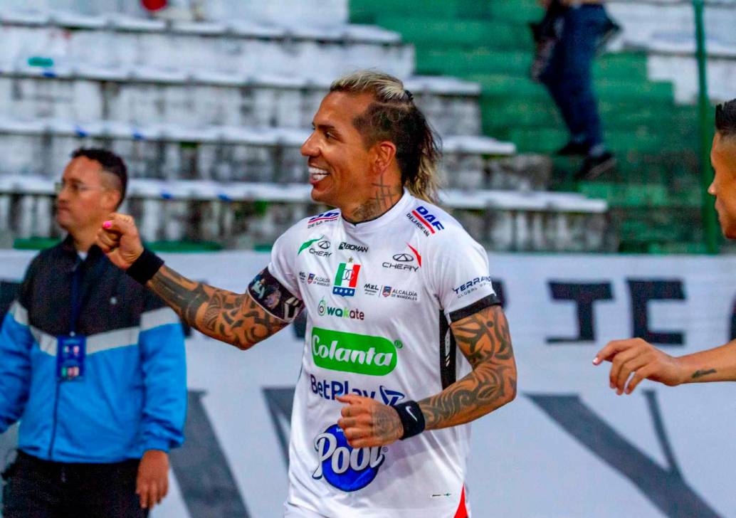 Dayro Moreno marcó en Argentina y el Once Caldas, parcialmente, gana la serue ante Huracán. FOTO JUAN ANTONIO SÁNCHEZ 