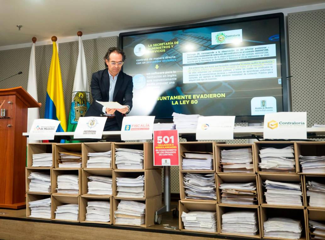 El alcalde Federico Gutiérrez entregará las pruebas de cada denuncia a las autoridades competentes para su investigación. FOTO Camilo Suárez