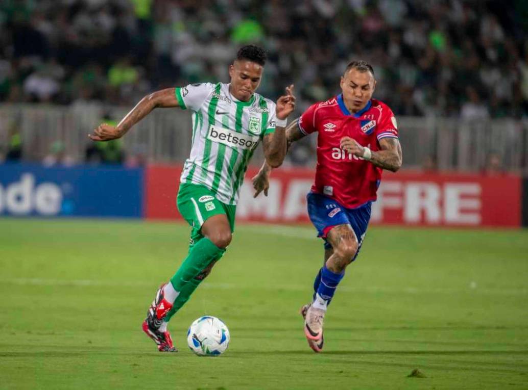 Imágenes de la primera fecha de la fase de grupos, en la que Nacional goleó 3-0 a su homónimo uruguayo en el Atanasio. FOTO JUAN ANTONIO SÁNCHEZ