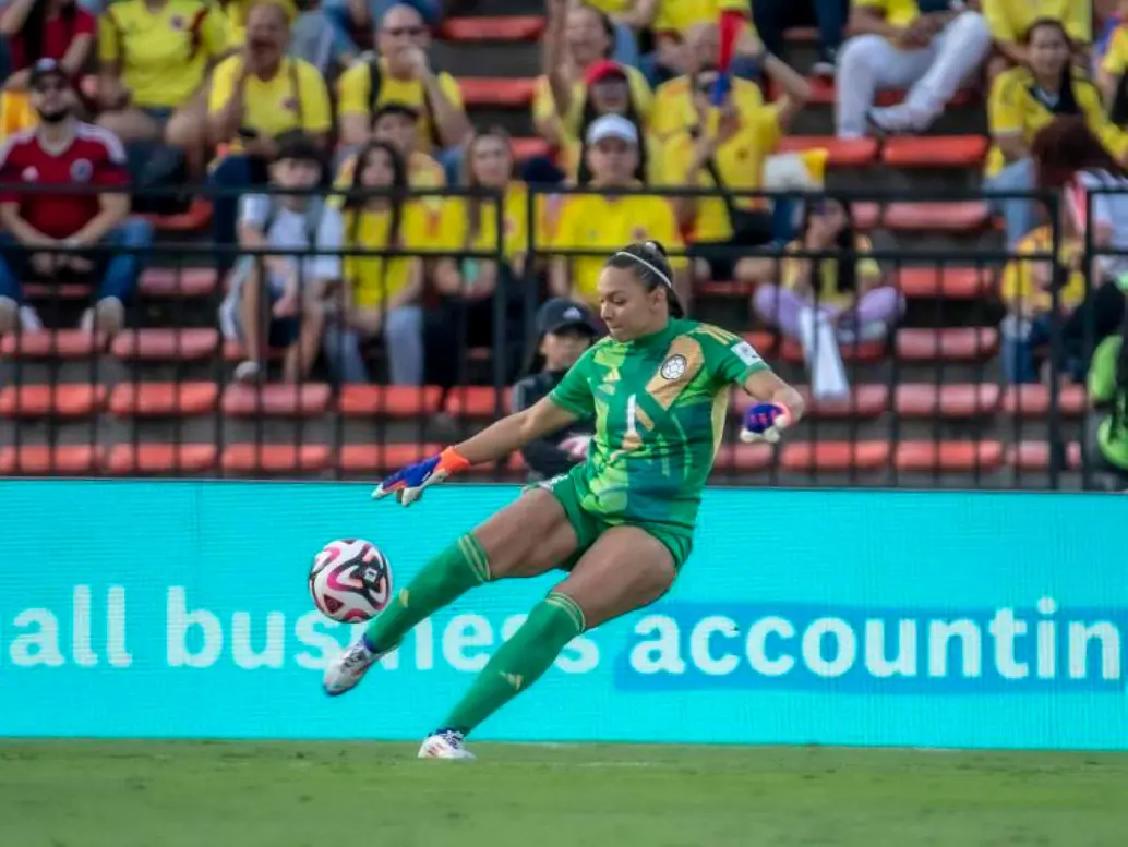 La arquera caleña Luisa Agudelo quien también hace parte del proceso de Colombia mayores lidera el listado de 23 convocadas en la sub-20. FOTO JUAN ANTONIO SÁNCHEZ 