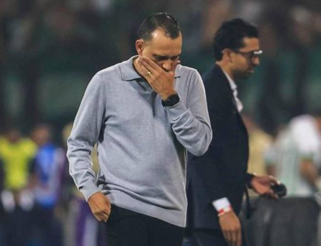 El técnico Alejandro Restrepo vive momentos difíciles con el Poderoso, su equipo dejó de jugar bien y lleva varias fechas sin conocer la victoria. FOTO CAMILO SUÁREZ 