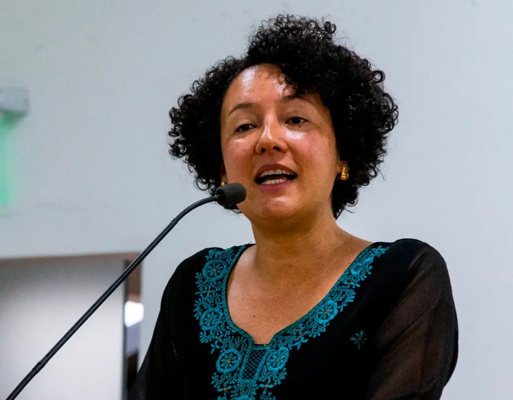 Isabel Cristina Zueleta es senadora por el Pacto Histórico. FOTO JULIO CÉSAR HERRERA