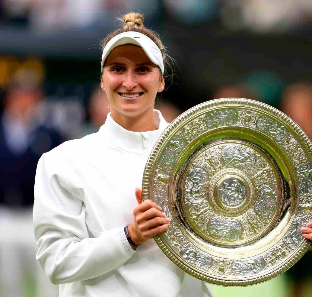 La tenista checa Marketa Vondrousova, campeona de Wimbledon en 2023, fue sancionada cuatro años por no presentarse a un control antidoping. FOTO TOMADA X@WTA