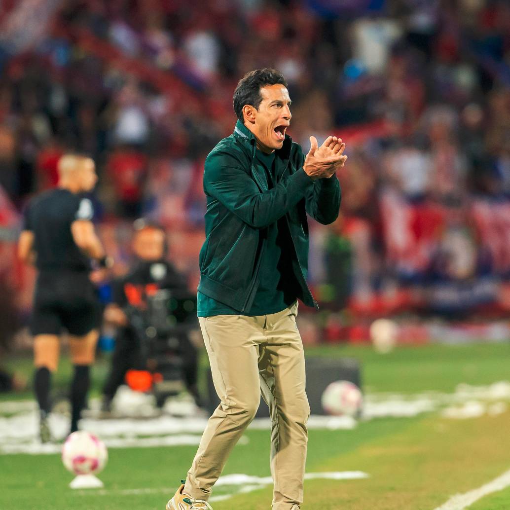 Durante los 10 partidos dirigidos por Diego Arias, Nacional ha mostrado un juego más fluido, una cara que le gusta más al hincha y que además va acompañada por los resultados. <span class="mln_uppercase_mln">FOTO</span> <b><span class="mln_uppercase_mln">camilo suárez</span></b>