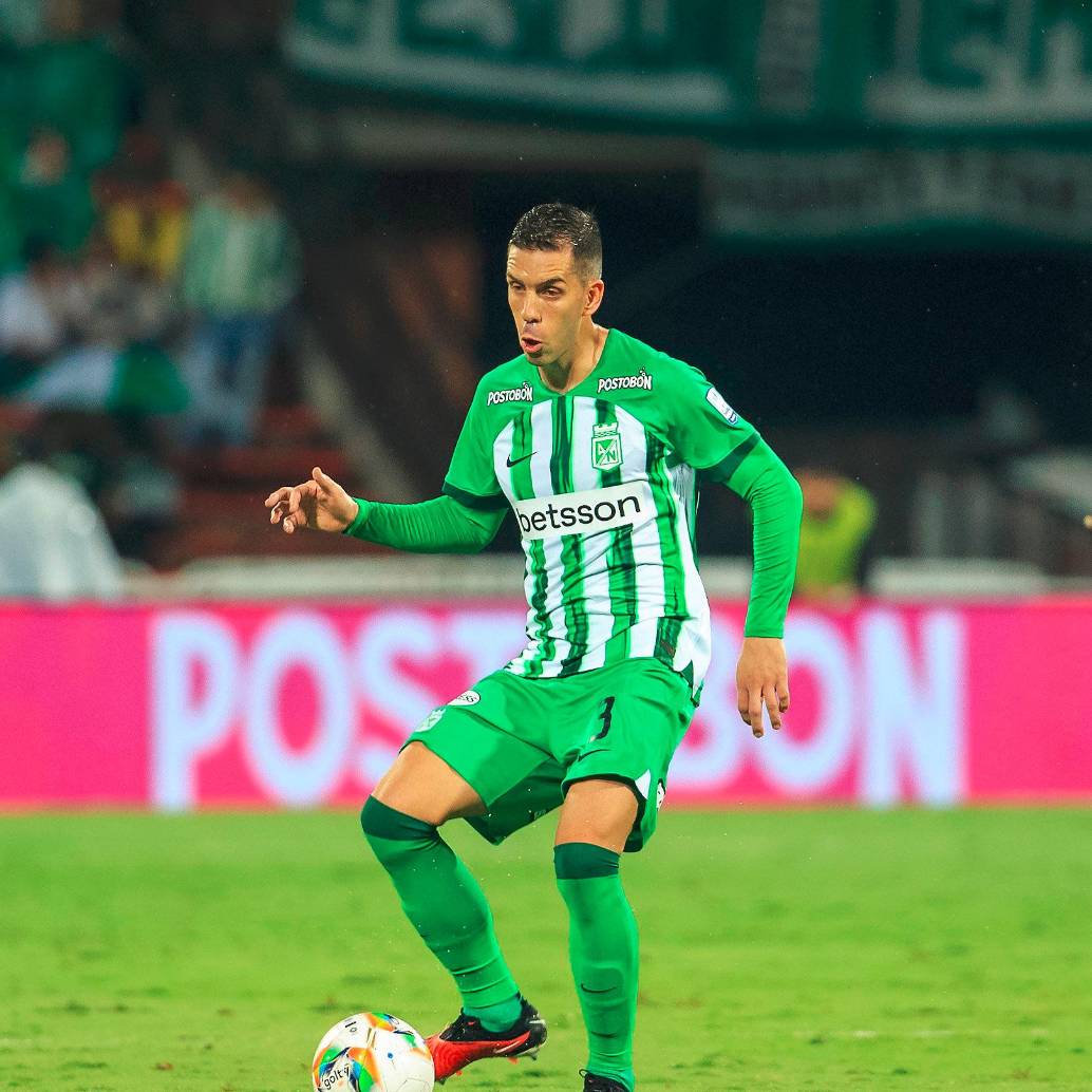 El zaguero verdolaga, Felipe Aguirre, aguarda una nueva oportunidad. FOTO CAMILO SUÁREZ