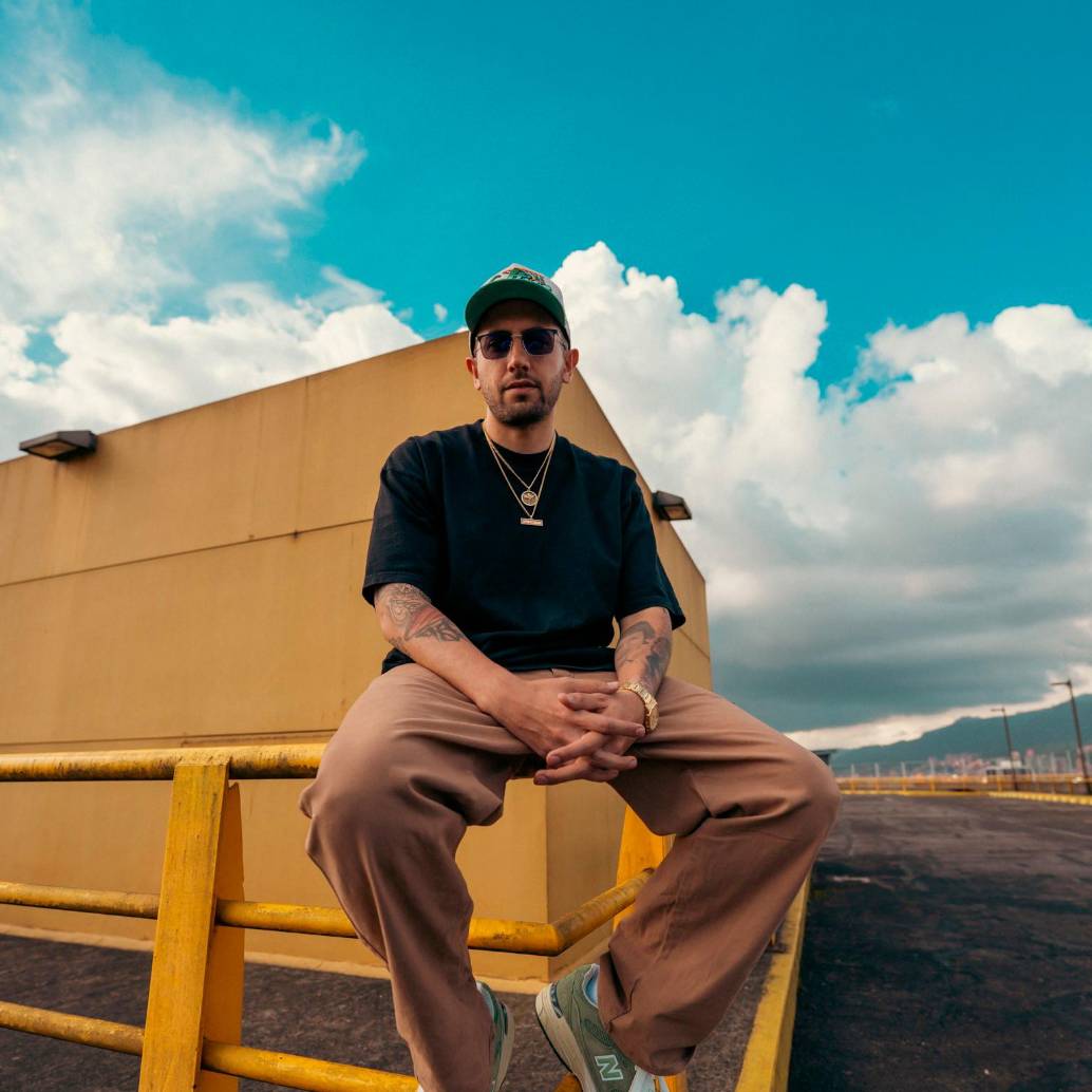 El disco incluye colaboraciones con el rapero caleño Izla, el español Midas Alonso y Oblivion’s Mighty Trash. Foto<b> </b>Danilo Rojas @diss_tinto