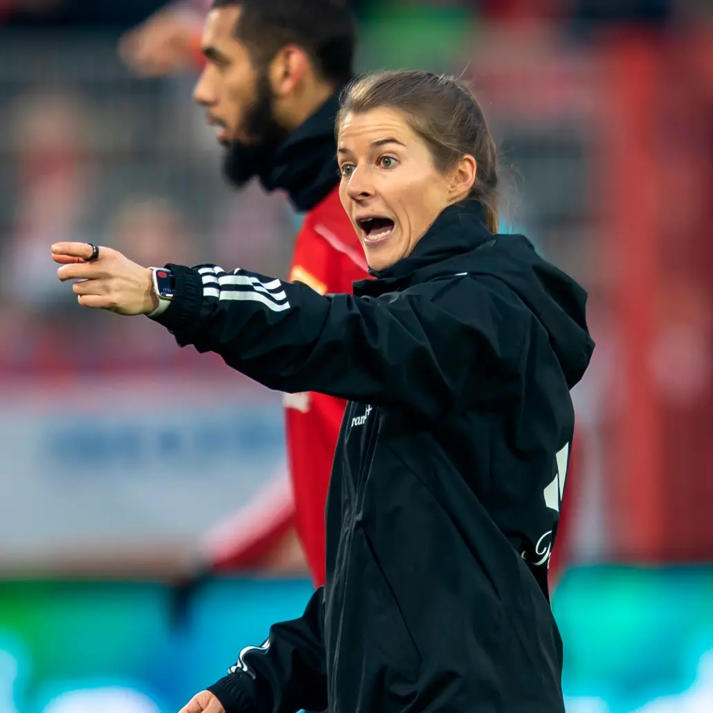 <p>El Union Berlín no descarta que Marie-Louise Eta se quede como la entrenadora del primer equipo a largo plazo. </p><p><span class="mln_uppercase_mln">FOTO</span> <b><span class="mln_uppercase_mln">GETTY</span></b> </p>