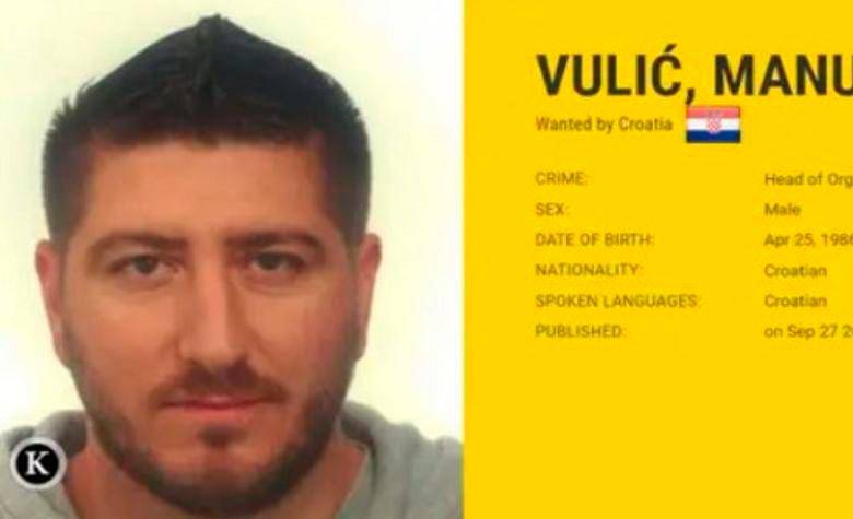 Con este cartel buscaban a Vulic en Europa. FOTO CORTESÍA