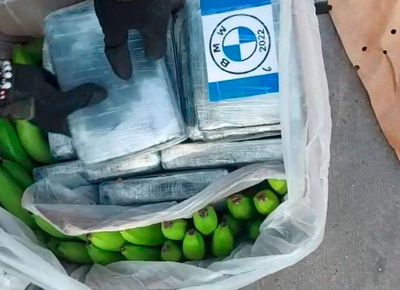 Así iban camufladas en las cajas de plátano las tres toneladas de cocaína halladas en Cartagena. FOTO cortesía