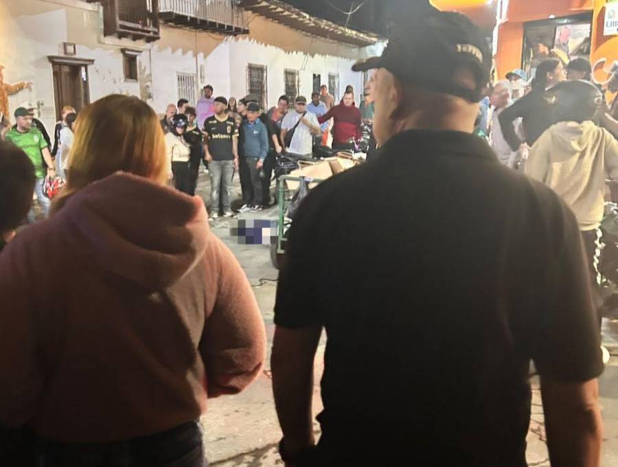 Agustín Alzate Marín, de 13 años, fue baleado por sujetos en moto que escaparon del sitio. Las autoridades investigan los móviles. FOTO: CORTESÍA MI ORIENTE
