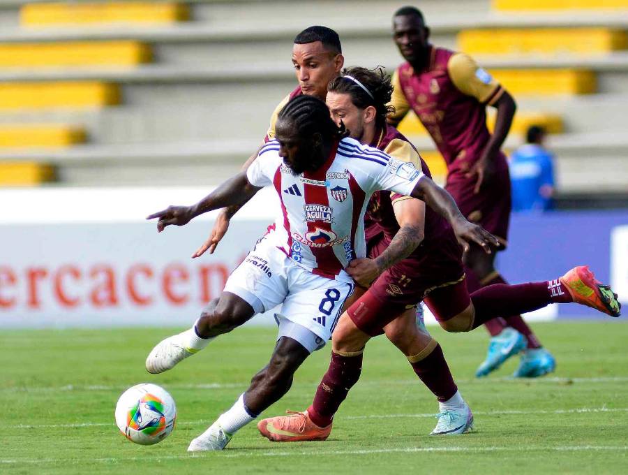 Junior dio un gran paso en busca de su undécima estrella, tras vencer en casa a Deportes Tolima 3-0. FOTO: Colprensa
