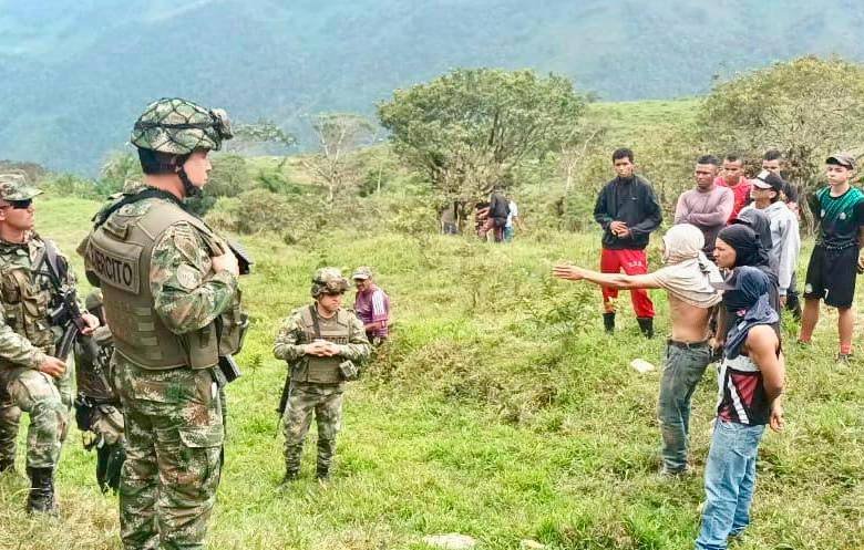 140 personas intentaron robar 600 millones en café, en Valdivia 