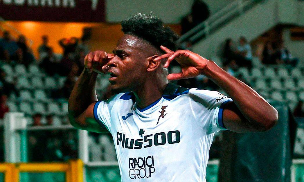 Duván Zapata salvó un punto para el Torino en Italia