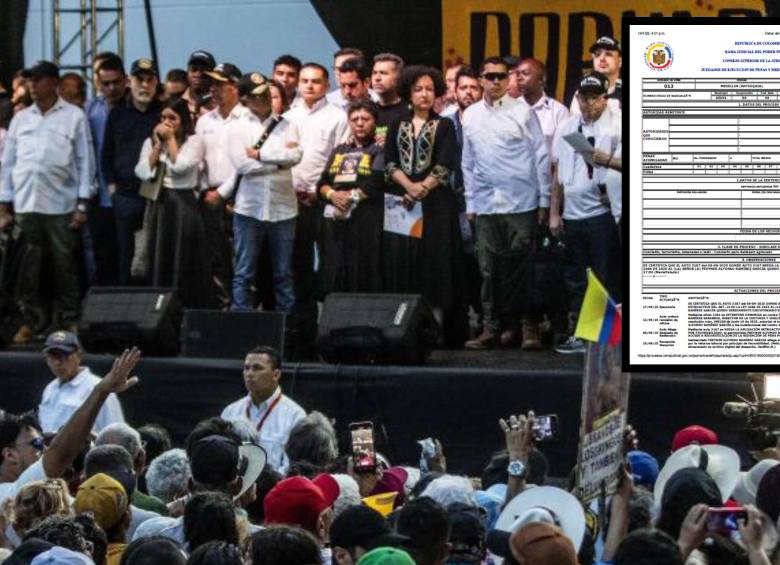 El ‘tarimazo’, fue un evento controversial ocurrido el 21 de junio de 2025, donde el presidente Gustavo Petro compartió escenario con cabecillas de bandas criminales del Valle de Aburrá. FOTO: Julio César Herrera