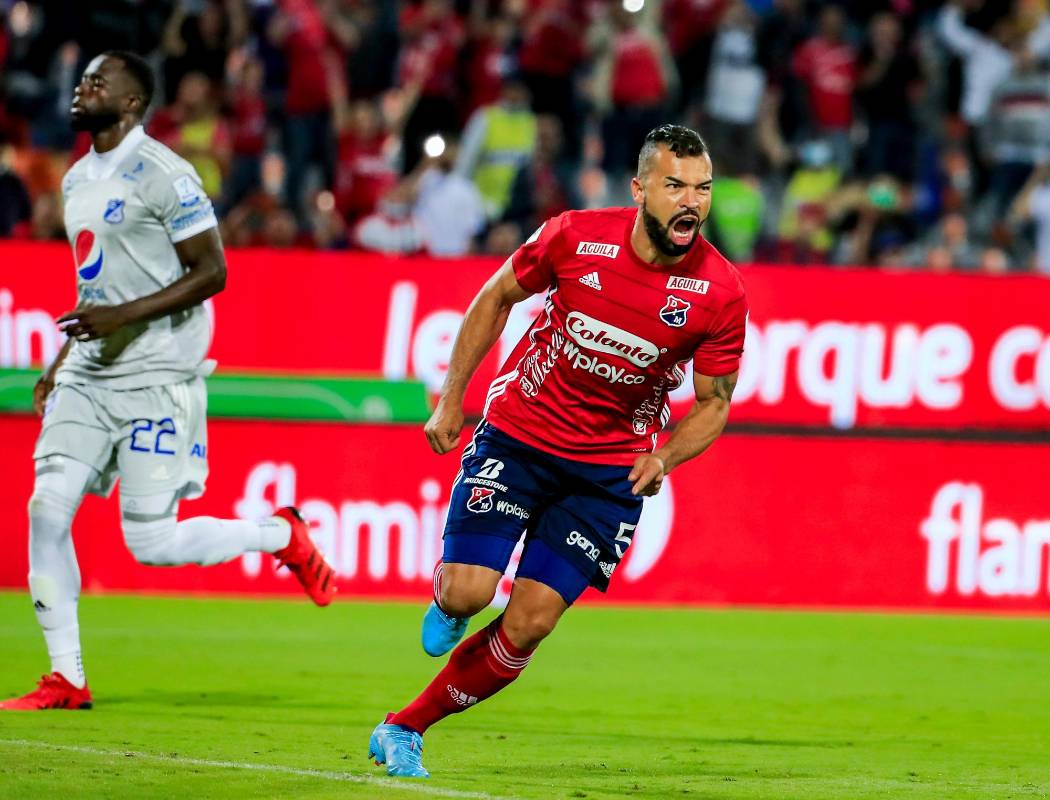 La celebración de Andrés Cadavid tras el cobro del desde los once metros. Foto: Jaime Pérez