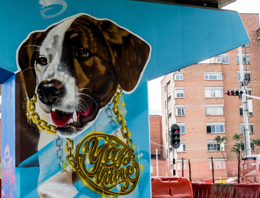 La intervención se realizó con el objetivo de promover la apropiación del arte urbano en algunas obras publicas de Medellín. Fotos Julio César Herrera.