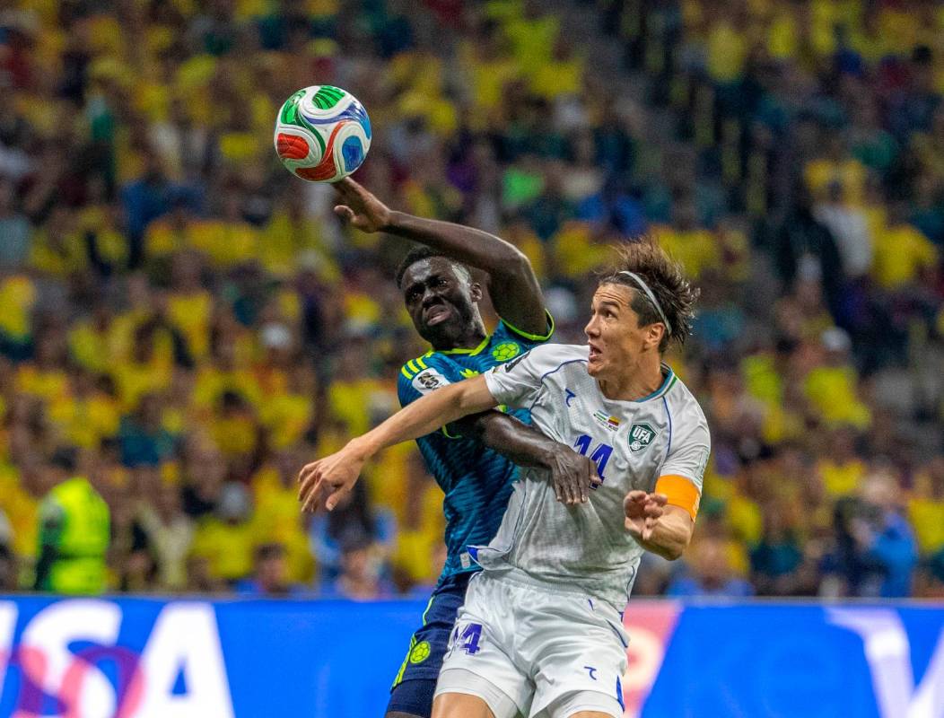 El futbolista colombiano Dávinson Sánchez se destacó en defensa. Foto: Juan Antonio Sánchez