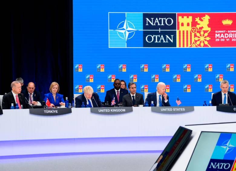 Los líderes de la OTAN, entre ellos el presidente Joe Biden (Estados Unidos) y el premier británico, Boris Johnson, acudieron a la cumbre en Madrid. Trazaron nueva estrategia. FOTO Getty 