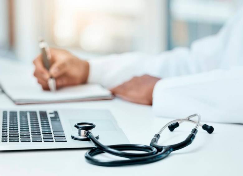 Viva1A fortalece su equipo con personal en salud, oficina y telemercadeo. FOTO: GETTY