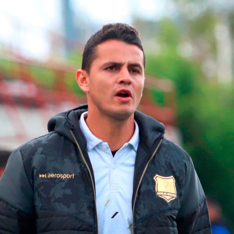 José Luis García, de Llaneros, es el técnico más joven de la Liga. FOTO DIMAYOR