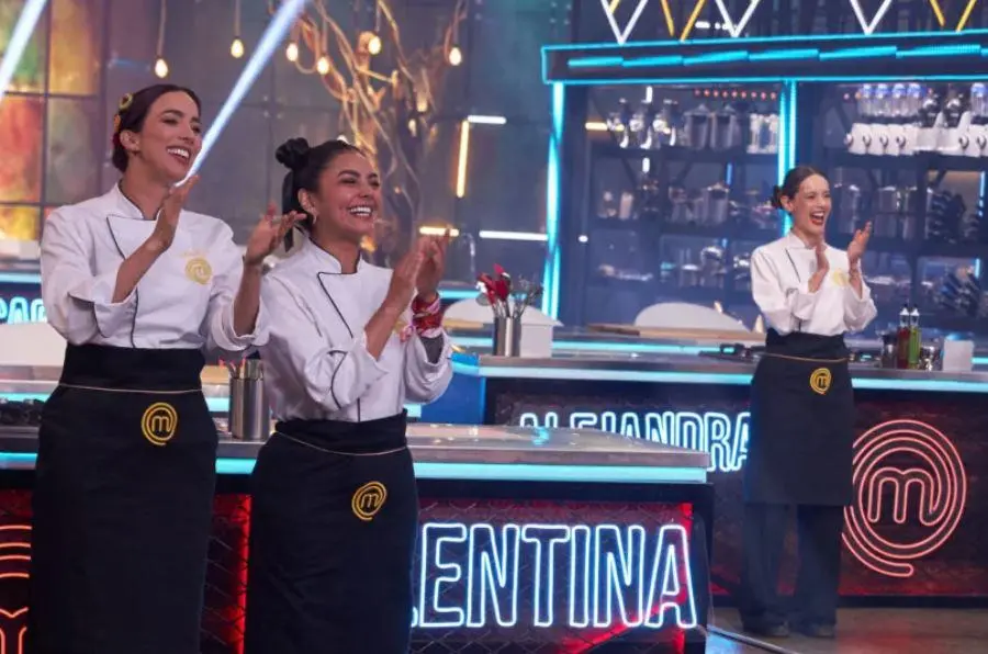 Las finalistas vivieron una jornada intensa marcada por los recuerdos, las dificultades y el acompañamiento de sus seres queridos. FOTO RCN