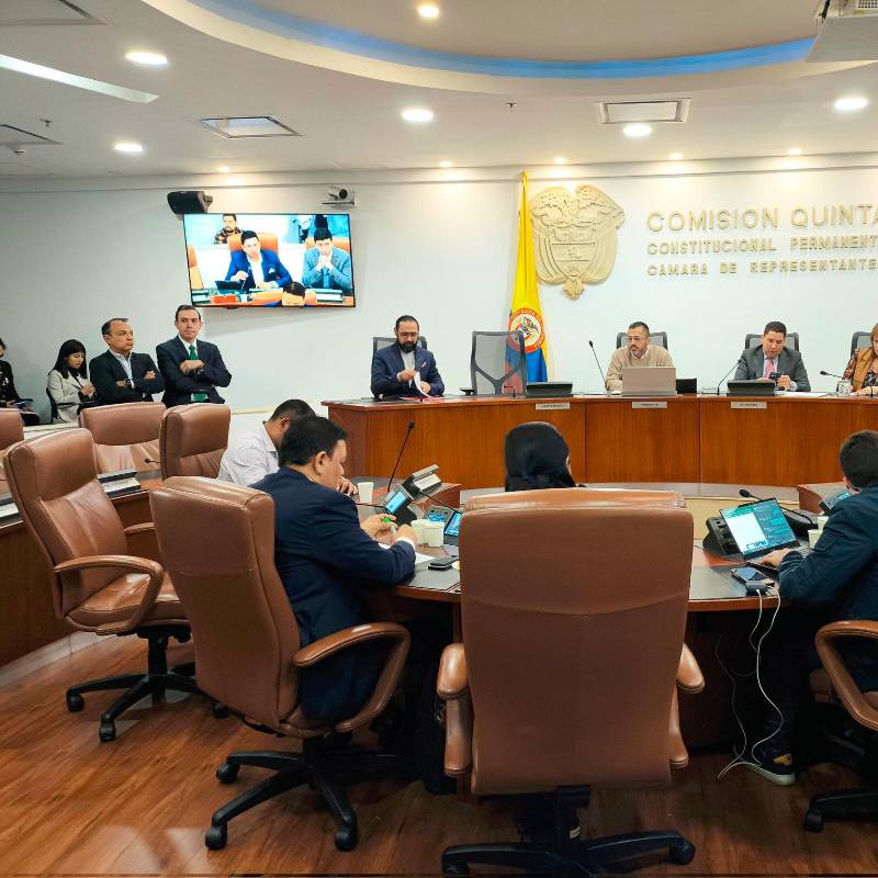La Comisión Quinta de la Cámara de Representantes debate el proyecto de ley que busca reformar las tarifas de energía. FOTO CORTESÍA CÁMARA DE REPRESENTANTES. 