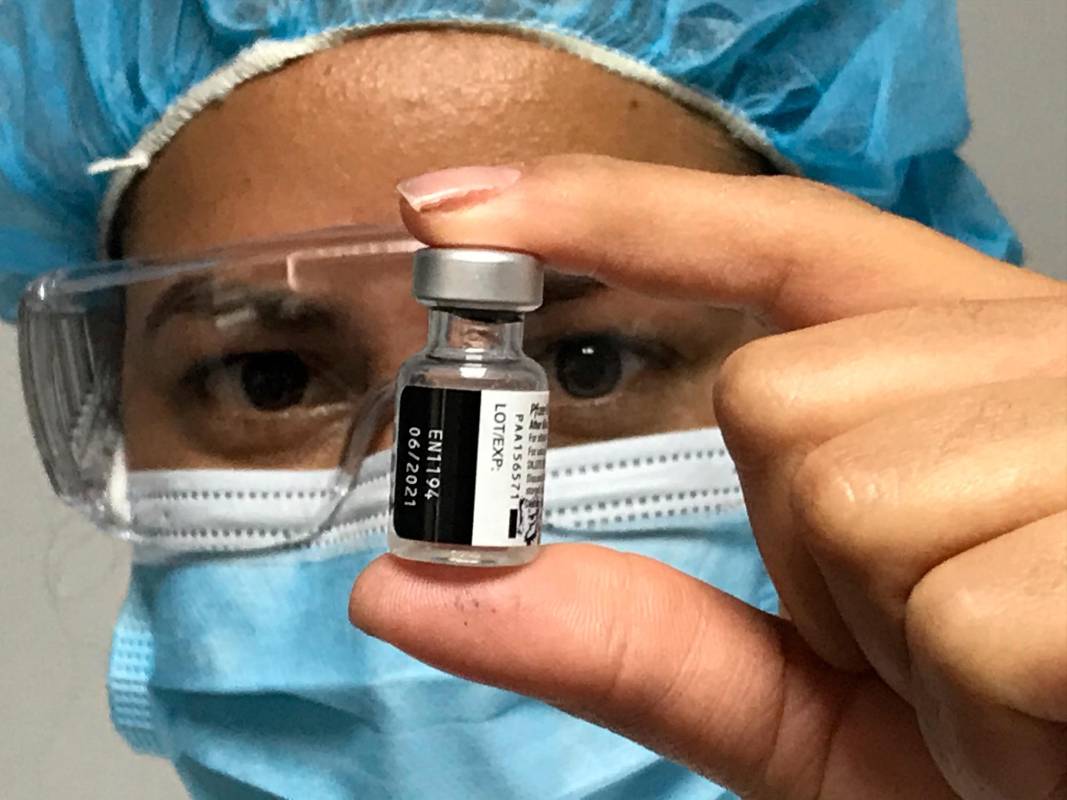 El Ministerio de Salud informó que con 1.170 dosis de vacunas para este día se pone en marcha la jornada de inmunización. Foto: Julio Cesar Herrera.