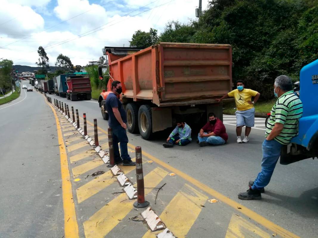 Hasta el momento no se han presentado disturbios ni enfrentamientos con la fuerza pública. Foto Manuel Saldarriaga