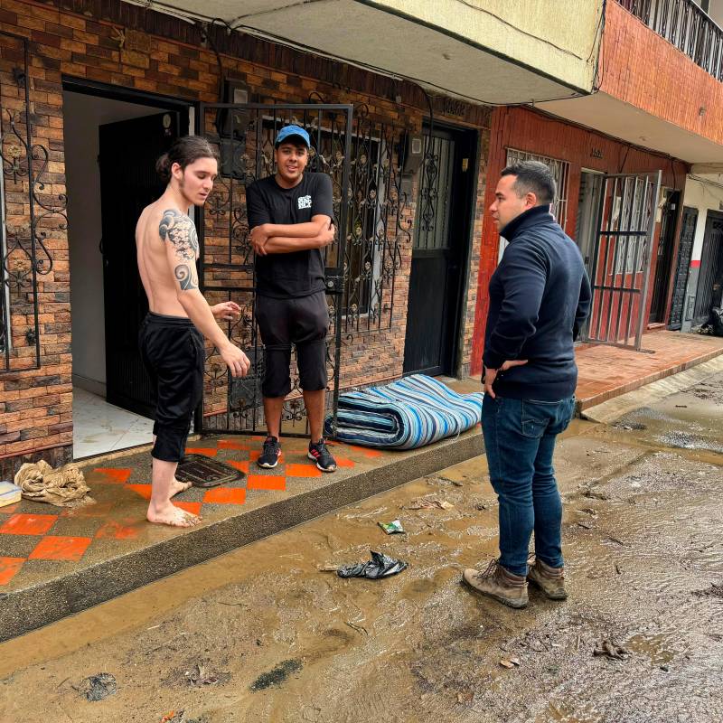 Las autoridades municipales avanzan en el censo de las afectaciones que sufrieron las familias. FOTO ALCALDÍA