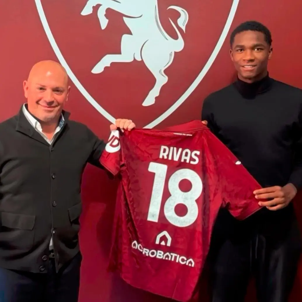 La presentación oficial de Féder Rivas como jugador del Torino de Italia. FOTO TORINOFC