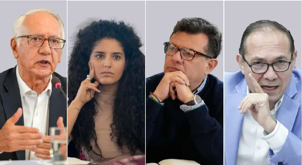 De izquierda a derecha: El ministro de Salud, Guillermo Jaramillo; la ministra de Cultura, Yannai Kadamani; el director de RTVC, Hollman Morris y el ministro de Trabajo, Antonio Sanguino. Foto: El Colombiano.