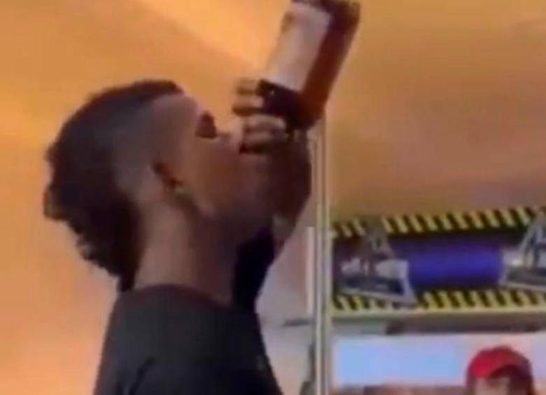 Por $50.000 terminó en una UCI: lo retaron a tomarse toda una botella de ron