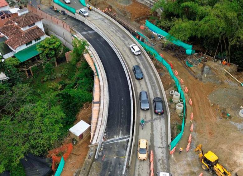 Intercambio de la loma de Los González abre su segundo puente