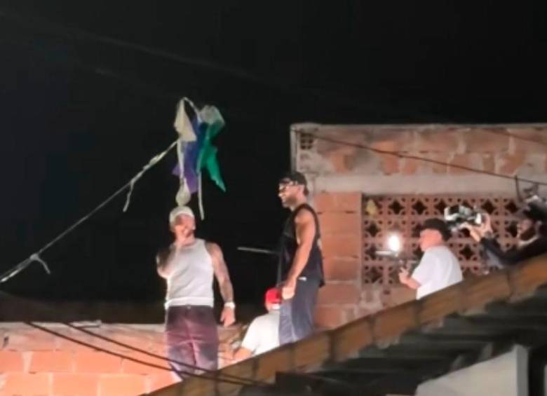 Concierto sorpresa: Ryan Castro y Feid cantaron en terraza de Pedregal