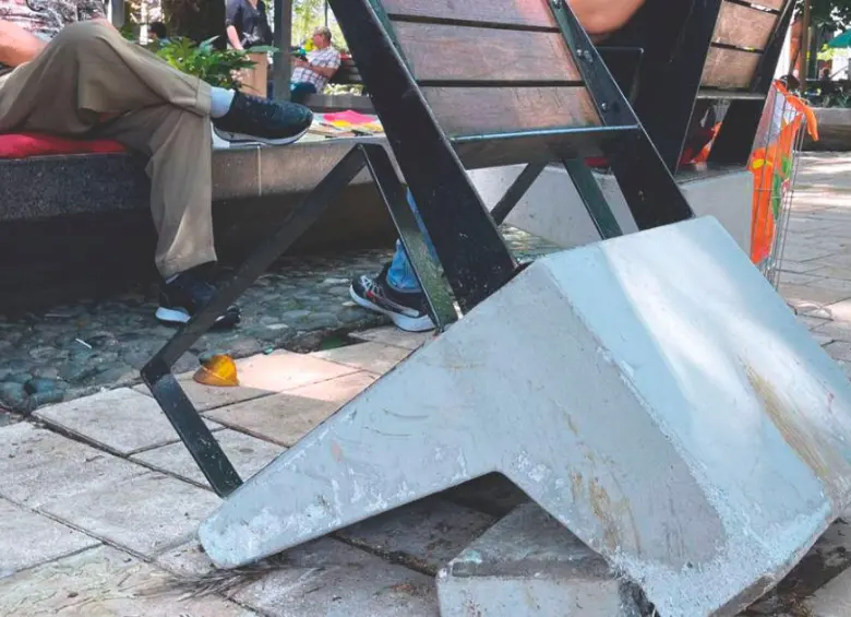 ¿Qué pasa en el parque de Belén? Están acabando hasta con las sillas