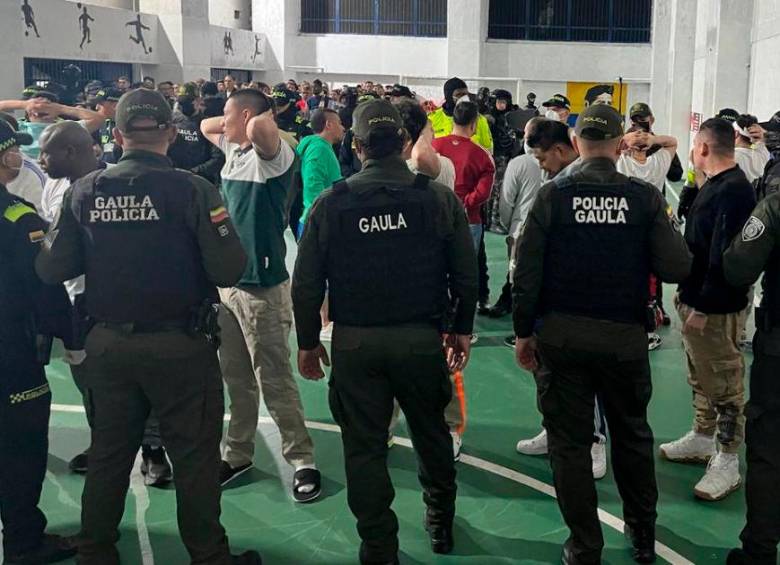 Policía se metió al Pedregal, Medellín.