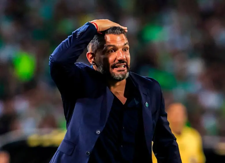 Atlético Nacional tomó una decisión con el entrenador Javier Gandolfi