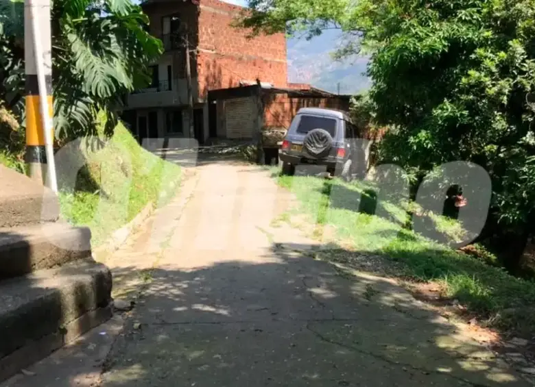 A Julián lo mataron con un silenciador, mientras lo esperaba un taxi