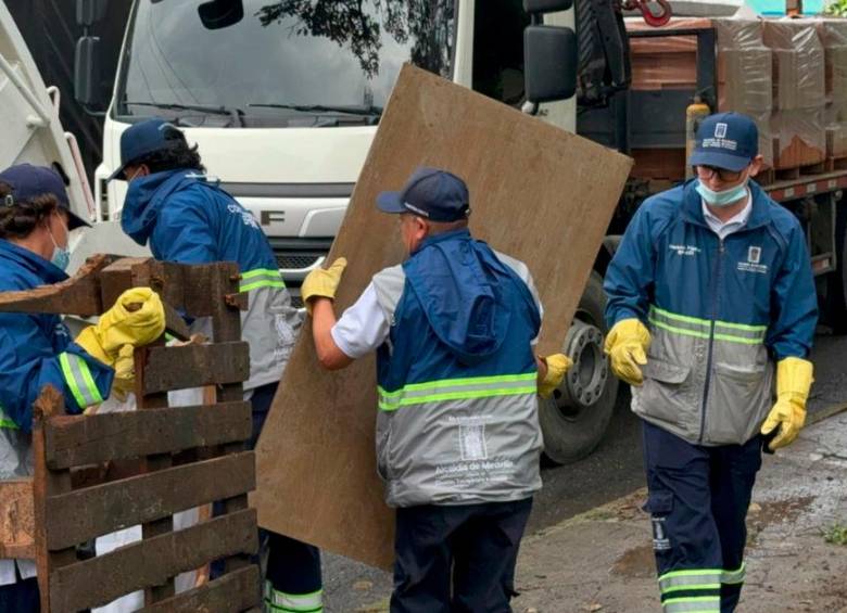 https://qhubomedellin.com/actualidad/local/desmonte-de-cambuches-en-medellin-AC40717351