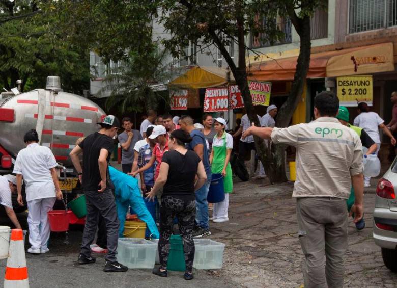 ¿Vive en Manrique y está sin agua? ¡Atento a los carrotanques!