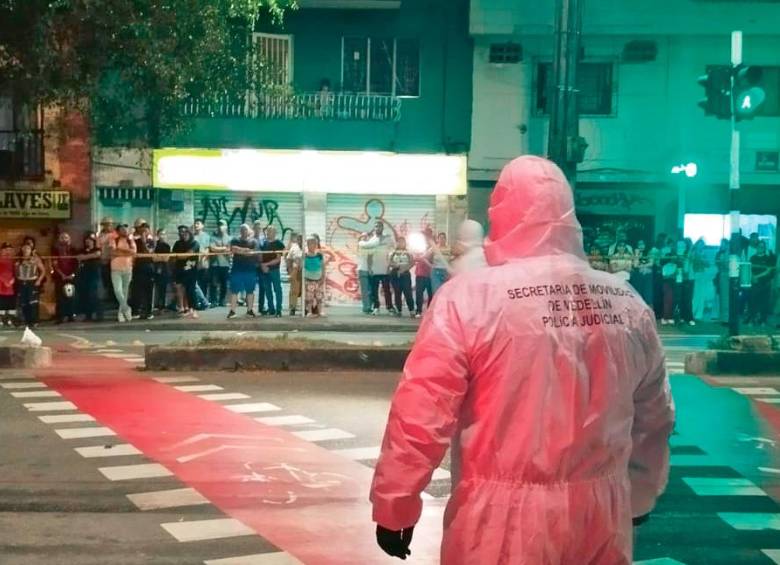 Cerca de 7.000 motos en el Valle de Aburrá estarían dedicados al transporte por aplicación. El 28 de febrero de 2024 ocurrió esta muerte en la avenida Guayabal. FOTO: Cortesía