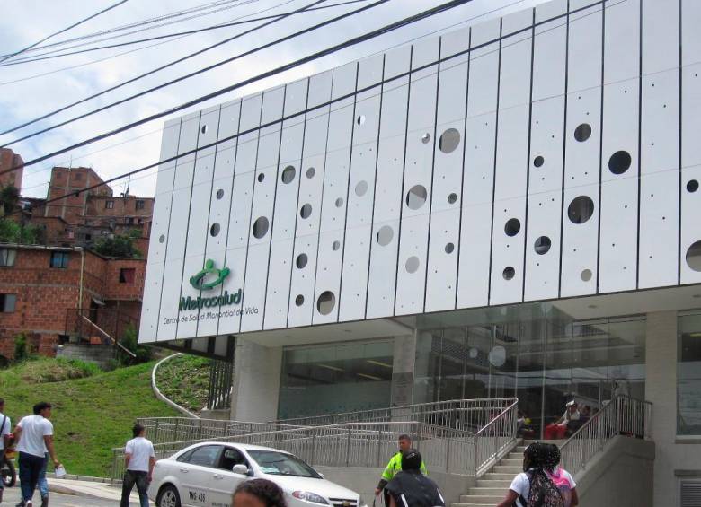 En este centro de salud de Metrosalud, según las denuncias, se presentaron los presuntos casos de abuso. FOTO: PABLO ANDRÉS SANTA ARANGO