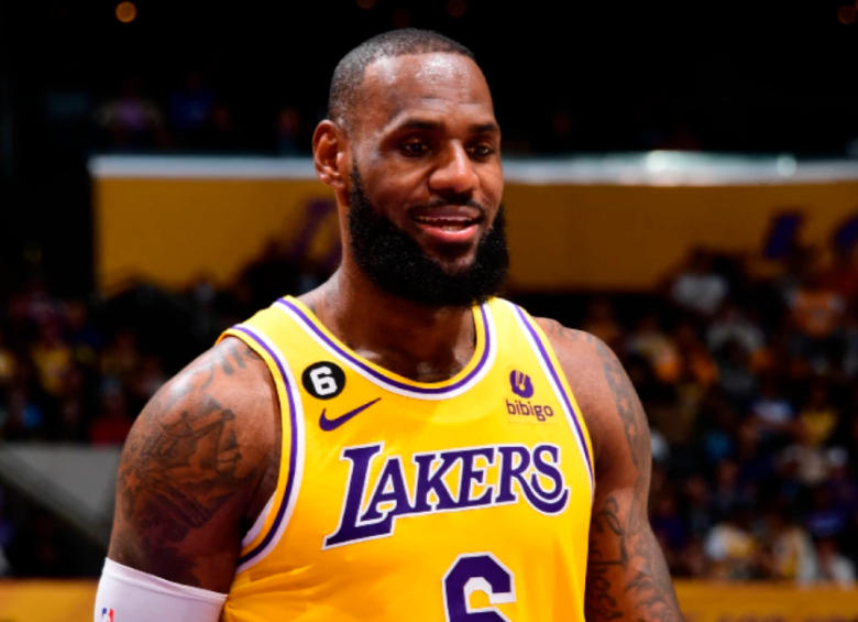 LeBron James confirma que seguirá jogando na próxima temporada da NBA -  Folha PE