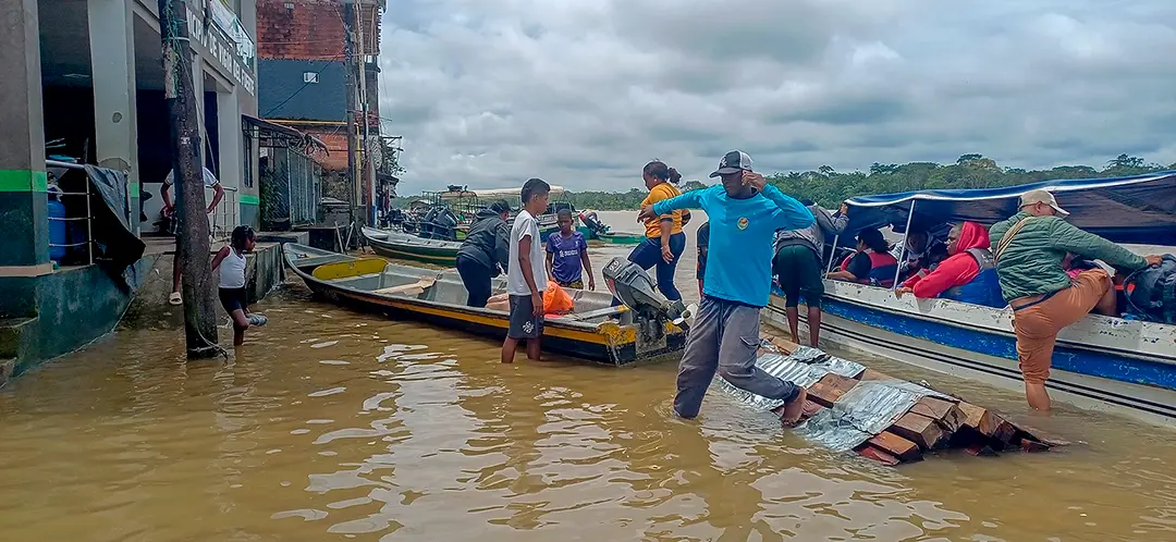  Las comunidades afectadas intentan sobrellevar la crisis con la esperanza de recibir pronta asistencia y soluciones a largo plazo para reducir el impacto de fenómenos naturales como este. Foto: Joiner Palomeque