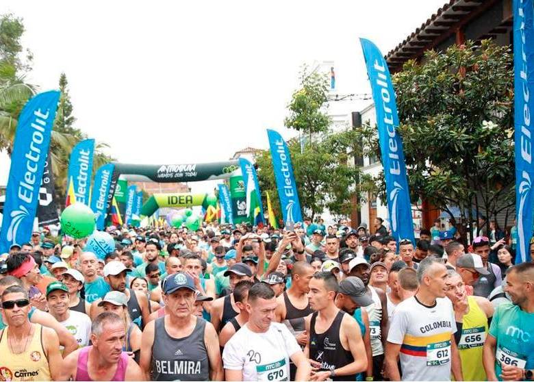 La imagen corresponde a la salida de la Media Maratón Internacional de La Ceja, edición 16. FOTO CORTESÍA WILLIAM CANO R.