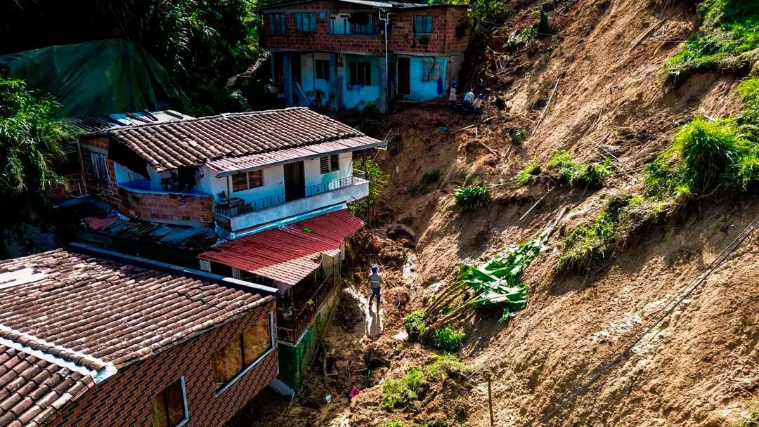 En cuanto a los damnificados, 213 personas son atendidas por la Alcaldía de Sabaneta en dos albergues temporales, los cuales se encuentran ubicados en el Club del Adulto Mayor y en la Institución Educativa Primitivo Leal, además de un autoalbergue con 20 personas. Foto: Camilo Suárez Echeverry