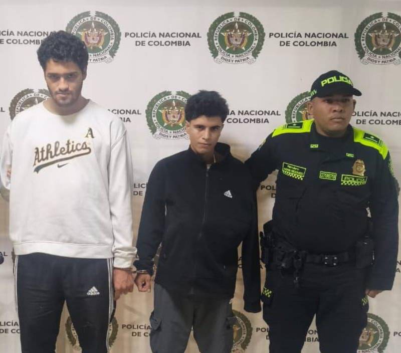 Alias “Arete” y “Mandíbula” son señalados de participar en repetidos hurtos en supermercados D1. FOTO: FISCALÍA